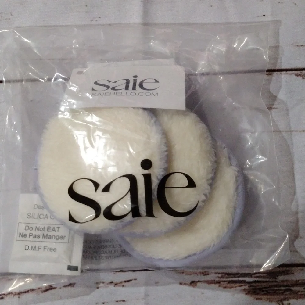 Saie Set of 3 Reusable Makeup Beauty Rounds‎